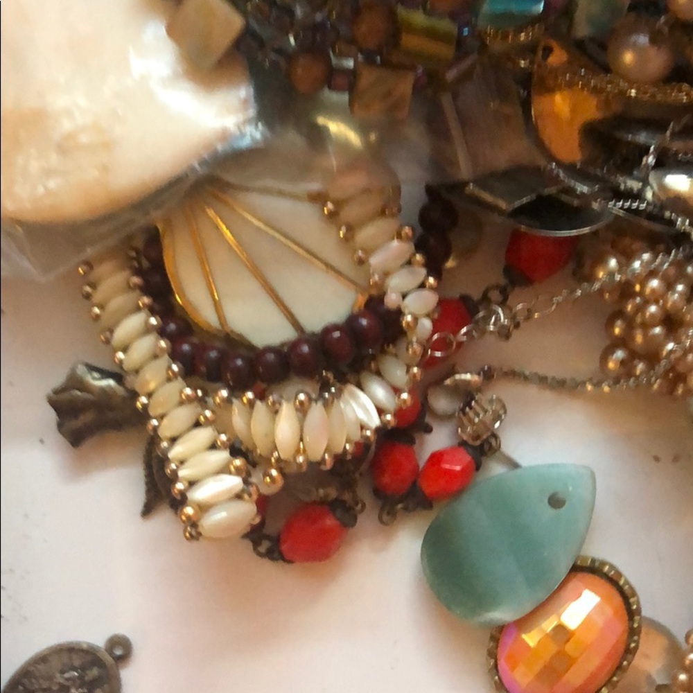 Necklaces - Picture 5 of 5